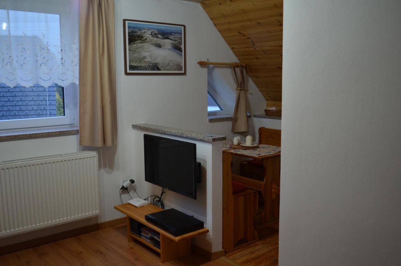 Chaloupka V Branne Apartment Branná Екстериор снимка